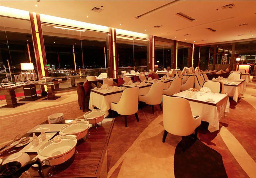 Royal Asnof Hotel Pekanbaru Exterior photo