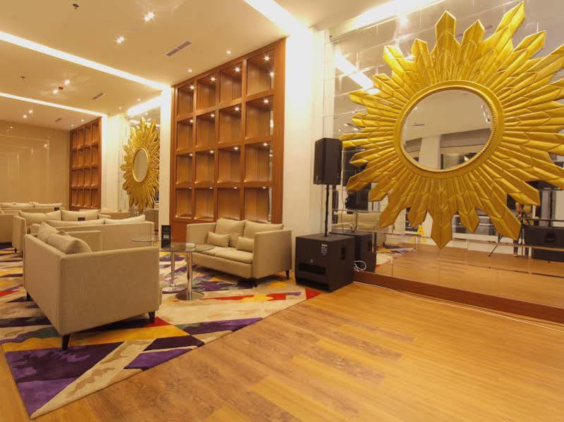Royal Asnof Hotel Pekanbaru Exterior photo